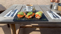 Plats et boissons du Restaurant méditerranéen Plage Goéland à Cannes - n°6