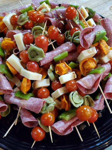 Caterer «Spring Forest Deli and Catering», reviews and photos, 8390 Archer Ave, Willow Springs, IL 60480, USA