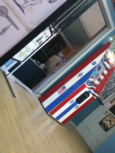 Tattoo Shop «Fox Valley Tattoo», reviews and photos, 1211 W Algonquin Rd, Algonquin, IL 60102, USA