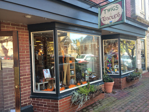 Twigs & Teacups, 111 S Cross St, Chestertown, MD 21620, USA, 