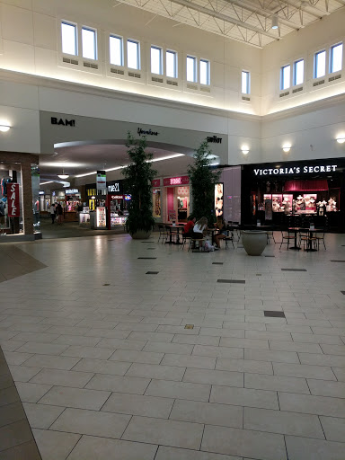 Shopping Mall «Kennedy Mall», reviews and photos, 555 John F Kennedy Rd, Dubuque, IA 52002, USA