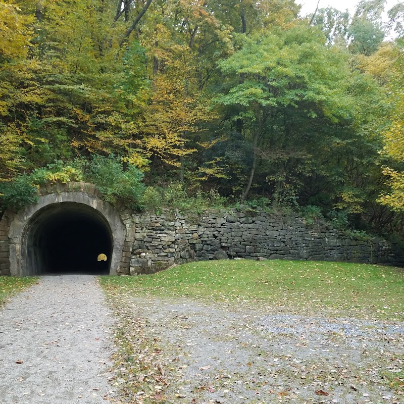 Staple Bend Tunnel Park