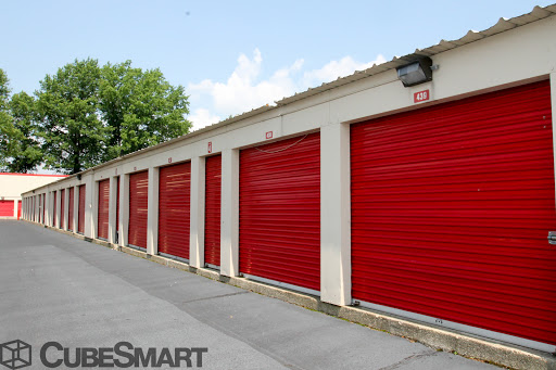 Self-Storage Facility «CubeSmart Self Storage», reviews and photos, 1951 E Linden Ave, Linden, NJ 07036, USA