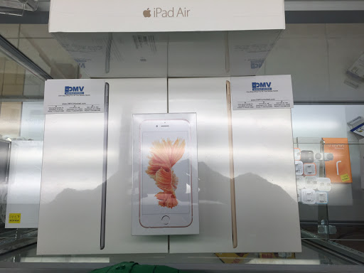 Cell Phone Store «DMV Unlocked Wireless», reviews and photos, 7054 Spring Garden Dr, Springfield, VA 22150, USA