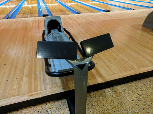 Bowling Alley «Midway Bowling Center», reviews and photos, 1561 Holly Pike, Carlisle, PA 17015, USA