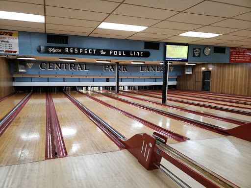 Bowling Alley «Central Park Lanes», reviews and photos, 10 Saratoga St, East Boston, MA 02128, USA