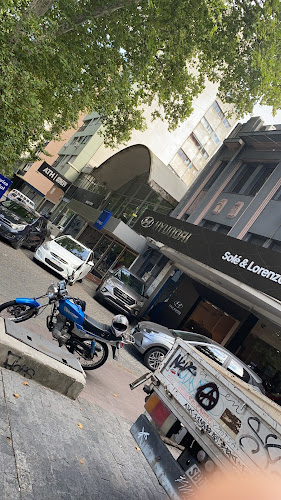 Hyundai - Solé & Lorenzo - Ciudad del Plata