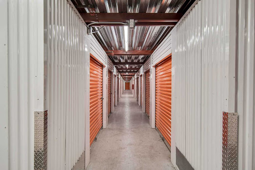 Self-Storage Facility «Public Storage», reviews and photos, 8220 Skokie Blvd, Skokie, IL 60077, USA