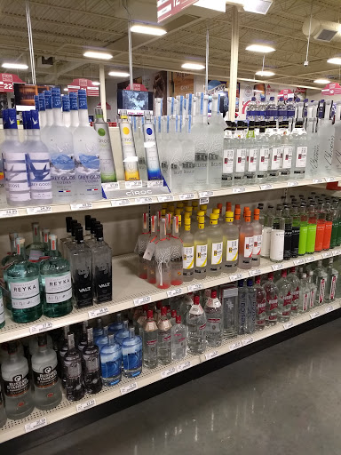 Liquor Store «Lukas Liquor Superstore», reviews and photos, 13657 Washington St, Kansas City, MO 64145, USA