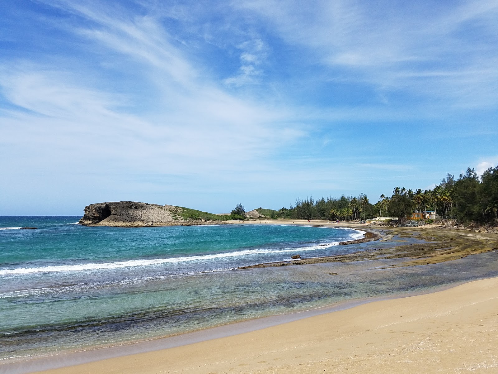 Foto di Caracoles beach - luogo popolare tra gli intenditori del relax