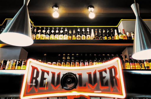 Revolver Bar