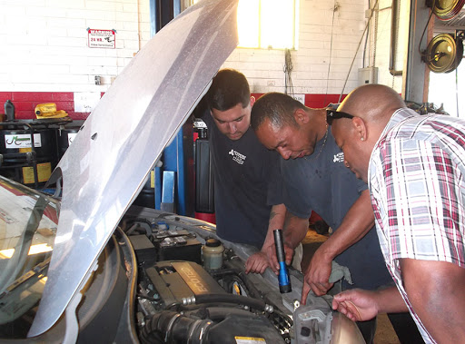 Auto Repair Shop «Advantec Auto Repair», reviews and photos, 2828 Adams Ave, San Diego, CA 92116, USA