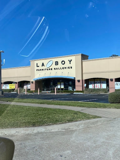 Furniture Store «La-Z-Boy Furniture Galleries», reviews and photos, 6000 S Broadway Ave, Tyler, TX 75711, USA