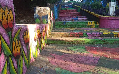 Escalinata De Aregua image