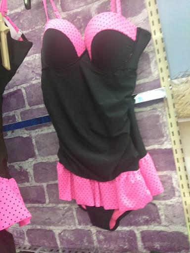 Shopping Mall «Shops at Prospect», reviews and photos, 3985 Columbia Ave, Columbia, PA 17512, USA