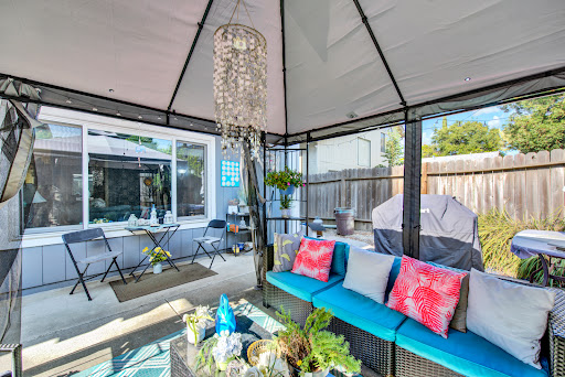 Michael Hulsey & Associates Powered By REMAX image