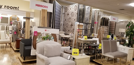 Department Store «T.J. Maxx & HomeGoods», reviews and photos, 111 Taunton St, Plainville, MA 02762, USA