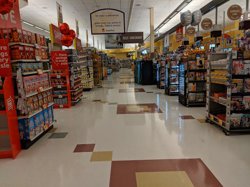 Grocery Store «Super Stop & Shop», reviews and photos, 200 New Hartford Rd, Winsted, CT 06098, USA