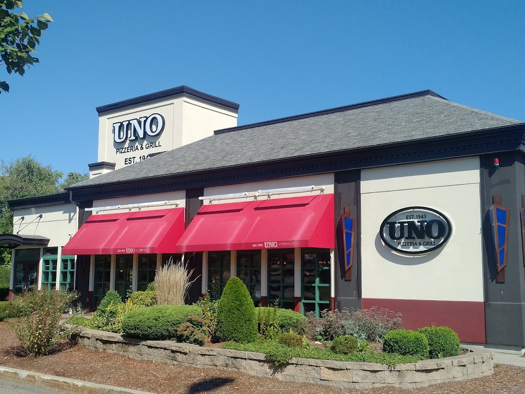 UNO Pizzeria & Grill 02184