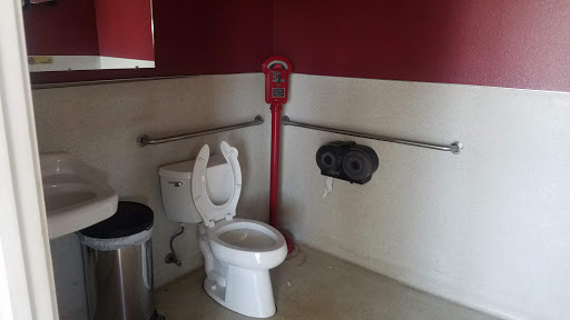 Auto Repair Shop «Shervins Tire & Automotive», reviews and photos, 4515 US-101, Florence, OR 97439, USA