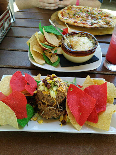 Gastropub «Grind Gastropub & Kona Tiki Bar», reviews and photos, 49 W Granada Blvd, Ormond Beach, FL 32174, USA