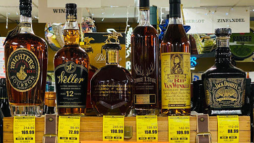 Liquor Store «Liquor Locker», reviews and photos, 1740 Dual Hwy, Hagerstown, MD 21740, USA