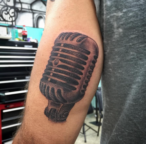 Tattoo Shop «South Shore Tattoo», reviews and photos, 74 Merrick Rd, Amityville, NY 11701, USA