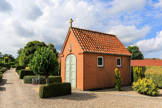Kommentarer og anmeldelser af Jels Kirke