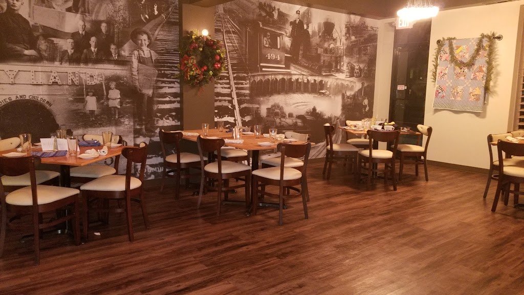 Chessie's on the Square 25951