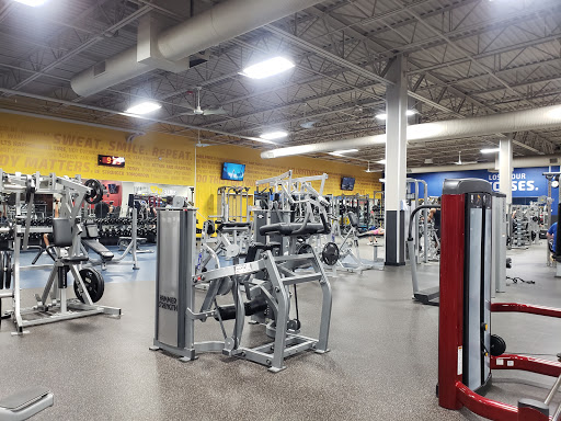 Gym «Club Fitness», reviews and photos, 1443 Bass Pro Drive, St Charles, MO 63301, USA