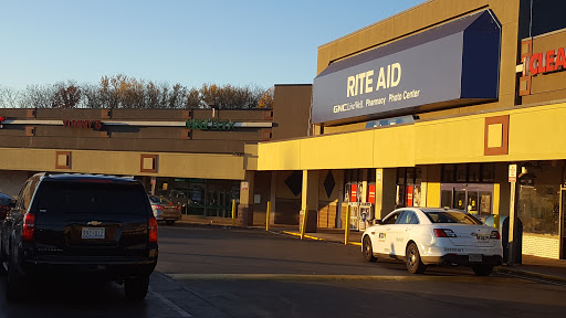 Shopping Mall «Liberty Court Shopping Center», reviews and photos, 8660 Liberty Rd, Randallstown, MD 21133, USA