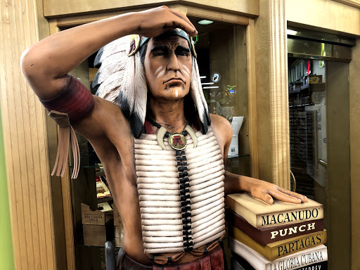 Liquor Store «Pour Vous Wine Spirits & Beer», reviews and photos, 263 Indian Lake Blvd, Hendersonville, TN 37075, USA