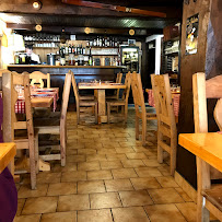 Atmosphère du Restaurant de fondues Le Chamois à Reims - n°7