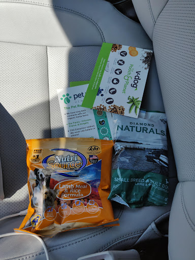 Pet Supply Store «Powell Bros. Feed & Pet Supply», reviews and photos, 1895 Broadway St, Vallejo, CA 94589, USA