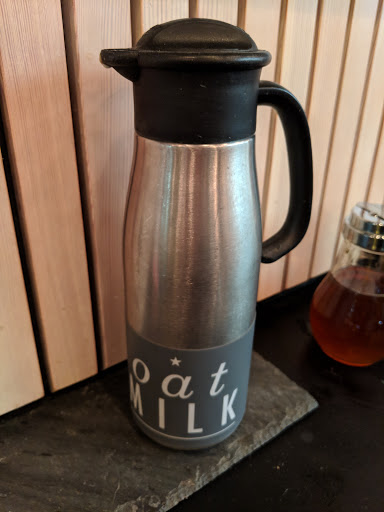 Coffee Shop «Intelligentsia Coffee Wicker Park Coffeebar», reviews and photos, 1609 W Division St, Chicago, IL 60622, USA