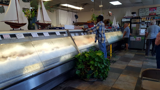 Seafood Market «J&D Seafood», reviews and photos, 461 Eastern Boulevard Frontage Rd A, Montgomery, AL 36117, USA
