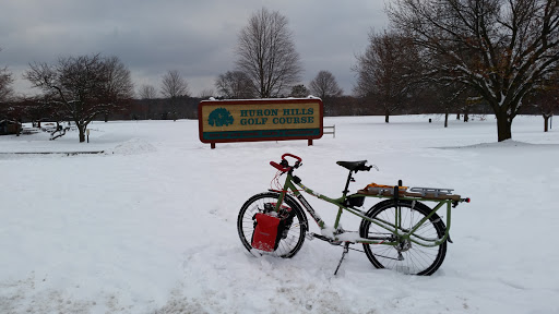 Golf Course «Huron Hills Golf Course», reviews and photos, 3465 E Huron River Dr, Ann Arbor, MI 48104, USA