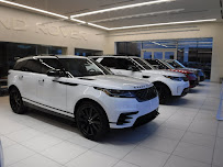 Land Rover Thousand Oaks - Photo 2 - Car repair in Thousand Oaks, CA, Thousand Oaks