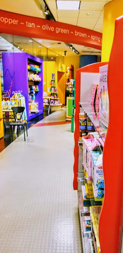 Craft Store «Crayola Store Crown Center», reviews and photos, 200 E 25th St, Kansas City, MO 64108, USA