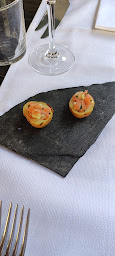Photo n°76 de Restaurant gastronomique Château Les Merles à Mouleydier ()