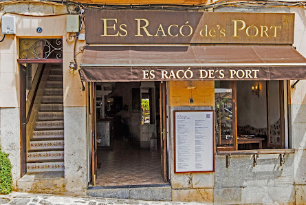 Restaurant Es Racó d'es Port Carrer de Santa Catalina d'Alexandria, 6, 07108 Sóller, Balearic Islands, España