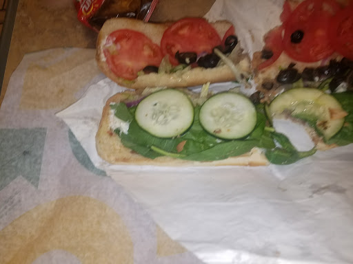 Restaurant «SUBWAY®Restaurants», reviews and photos, 901 Lake Shore Dr W, Ashland, WI 54806, USA