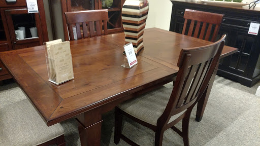 Furniture Store «Havertys Furniture», reviews and photos, 31594 US Hwy 19 N, Palm Harbor, FL 34684, USA