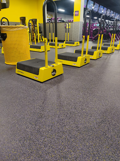 Shopping Mall «Delmont Village Shopping Center», reviews and photos, 5151 Plank Rd, Baton Rouge, LA 70805, USA