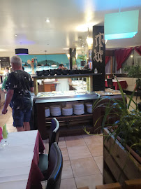 Atmosphère du Restaurant de type buffet SARL ANGKOR, BUFFET LIBRE à Argelès-sur-Mer - n°7