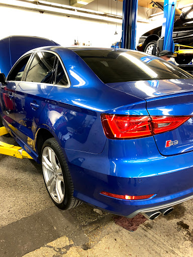 Auto Repair Shop «Drive European», reviews and photos, 30 Hillwood Ave, Falls Church, VA 22046, USA