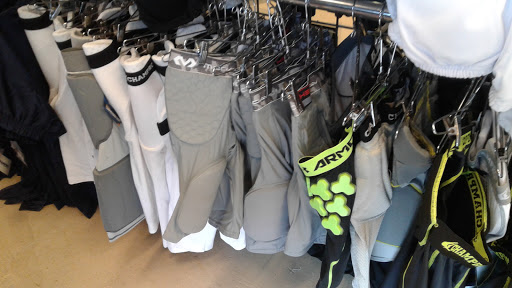 Sporting Goods Store «Play It Again Sports- Chesterfield, MI», reviews and photos, 50607 Gratiot Ave, Chesterfield, MI 48051, USA