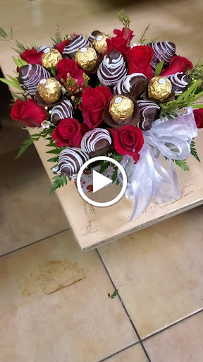 Florist «Temptations Flower Shop», reviews and photos, 2429 N Arkansas, Wichita, KS 67204, USA