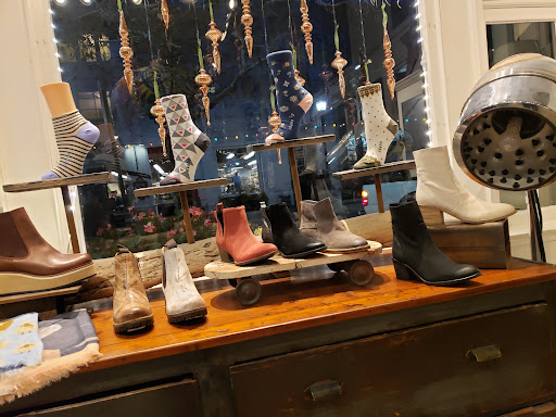 Shoe Store «Sockshop & Shoe Company», reviews and photos, 1515 Pacific Ave, Santa Cruz, CA 95060, USA