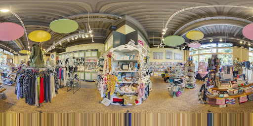 Boutique «Lucky Me Boutique», reviews and photos, 385 1st St, Lake Oswego, OR 97034, USA